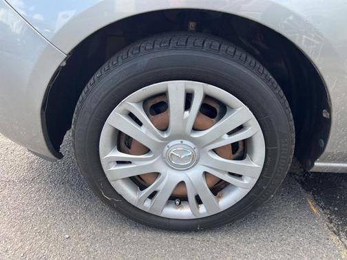 2013 Mazda Mazda2 Sport