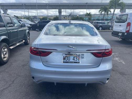 2021 Jaguar XF SE