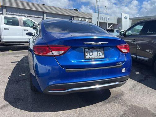 Vivid Blue Pearlcoat 2016 Chrysler 200 Limited