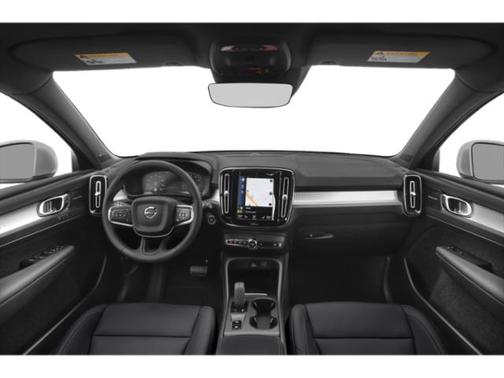 Gray Metallic 2019 Volvo XC40 T5 Momentum