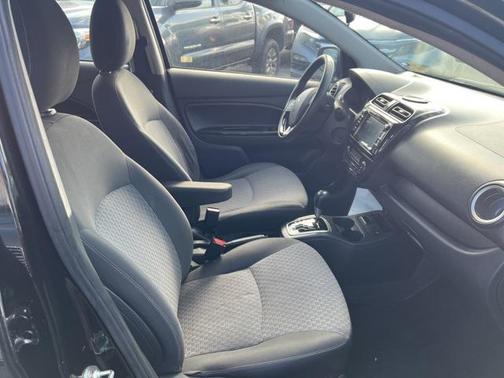 2019 Mitsubishi Mirage SE