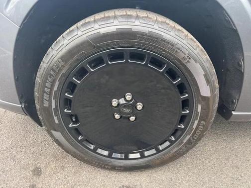 2025 Ford Maverick Lobo Standard
