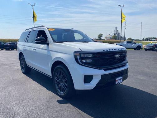 2025 Ford Expedition Platinum