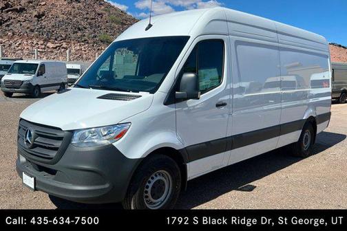 Arctic White 2026 Mercedes-Benz Sprinter 2500 High Roof
