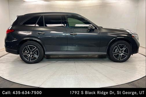 Graphite Grey Metallic 2026 Mercedes-Benz GLC 300 4MATIC