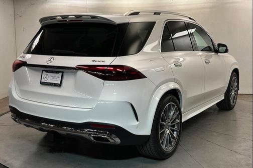 Polar White 2026 Mercedes-Benz GLE 450 4MATIC