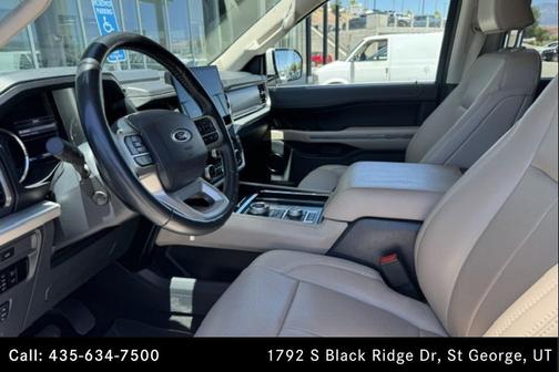 Star White Metallic Tri-Coat 2024 Ford Expedition Max XLT