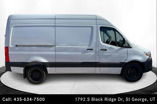 Arctic White 2026 Mercedes-Benz Sprinter 2500 Standard Roof