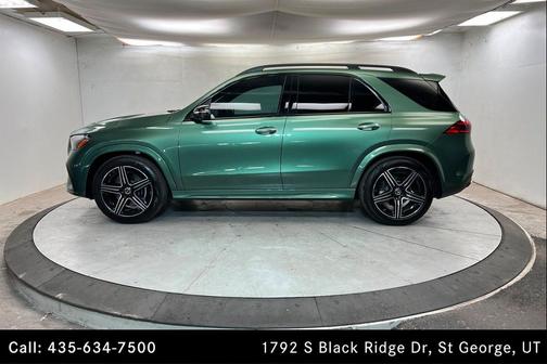 MANUFAKTUR Ireland Mid Green Metallic 2026 Mercedes-Benz GLE 350 4MATIC