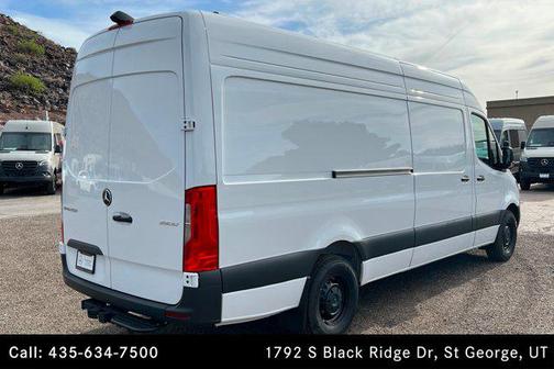 Arctic White 2026 Mercedes-Benz Sprinter 2500 High Roof