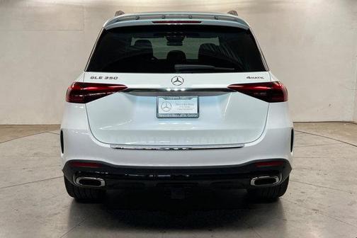 MANUFAKTUR Moonlight White Metallic 2026 Mercedes-Benz GLE 350 4MATIC