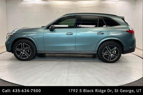 Verde Silver Metallic 2026 Mercedes-Benz GLC 300 4MATIC