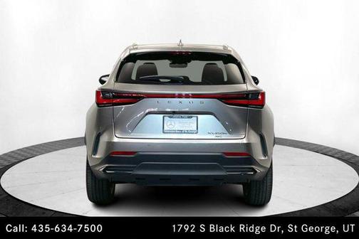 2022 Lexus NX 450h+ Luxury