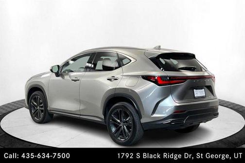 2022 Lexus NX 450h+ Luxury