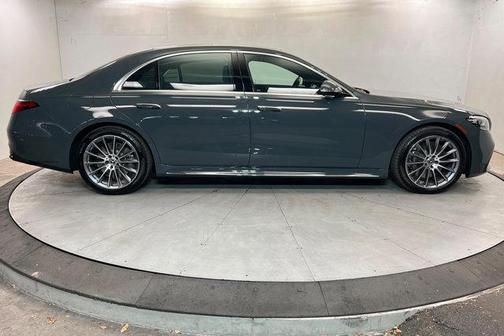 MANUFAKTUR Silicon Grey 2026 Mercedes-Benz S-Class 4MATIC