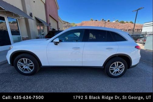 Polar White 2025 Mercedes-Benz GLC 300 4MATIC