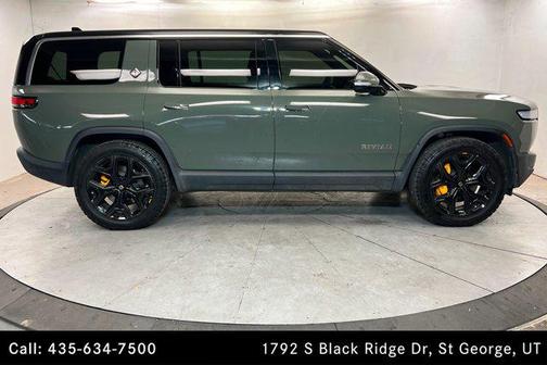 Launch Green 2022 Rivian R1S Launch Edition