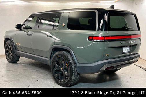 Launch Green 2022 Rivian R1S Launch Edition