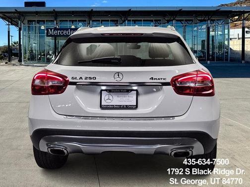 Cirrus White 2017 Mercedes-Benz GLA 250 4MATIC