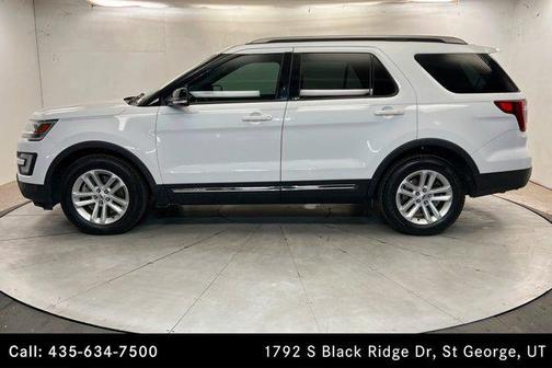 Oxford White 2017 Ford Explorer XLT