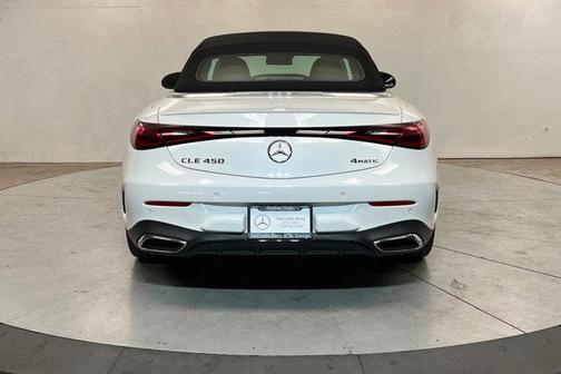 MANUFAKTUR Moonlight White Metallic 2026 Mercedes-Benz CLE 450 4MATIC