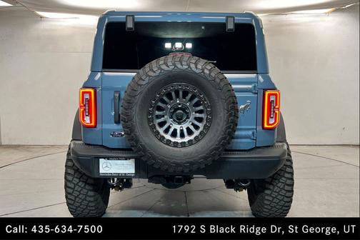 Azure Gray Metallic Tri-Coat 2025 Ford Bronco Badlands