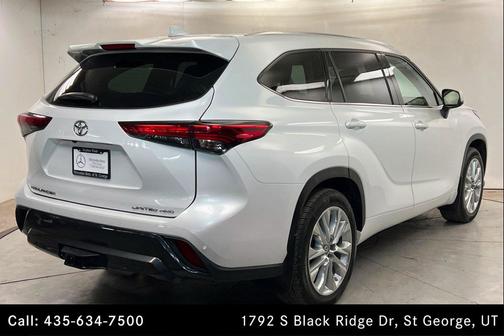 Wind Chill Pearl 2022 Toyota Highlander Limited