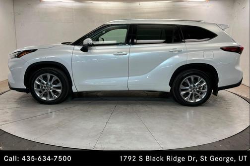 Wind Chill Pearl 2022 Toyota Highlander Limited
