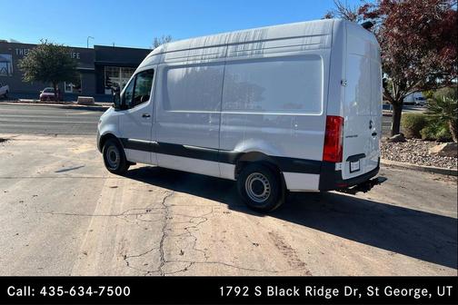 Arctic White 2026 Mercedes-Benz Sprinter 2500 Standard Roof