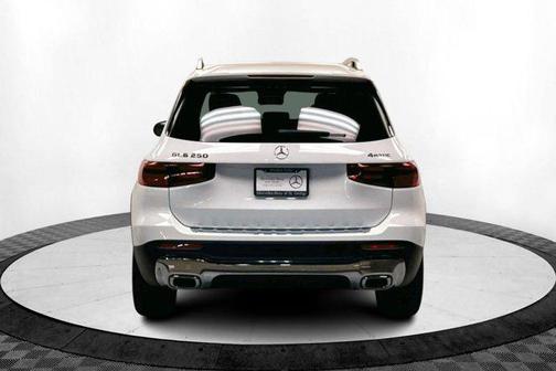 2025 Mercedes-Benz GLB 250 4MATIC