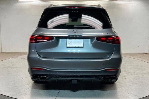 Selenite Grey Metallic 2026 Mercedes-Benz AMG GLS 63 Base