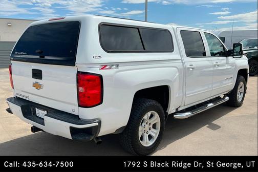 Summit White 2017 Chevrolet Silverado 1500 2LT