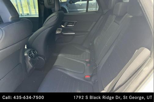 Polar White 2023 Mercedes-Benz GLC 300 4MATIC