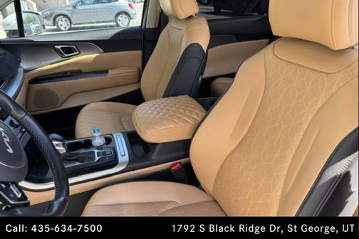 Snow White Pearl 2022 Kia Carnival LXS