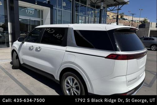 Snow White Pearl 2022 Kia Carnival LXS