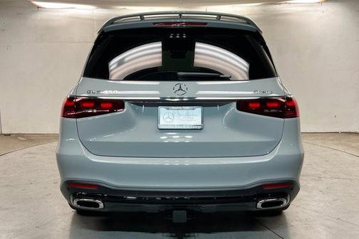 MANUFAKTUR Alpine Grey 2026 Mercedes-Benz GLS 450 4MATIC