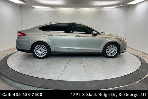 2015 Ford Fusion Hybrid S