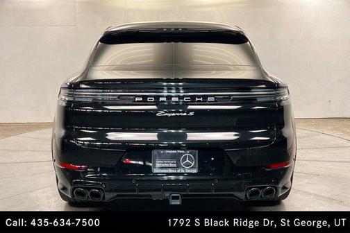 2024 Porsche Cayenne S