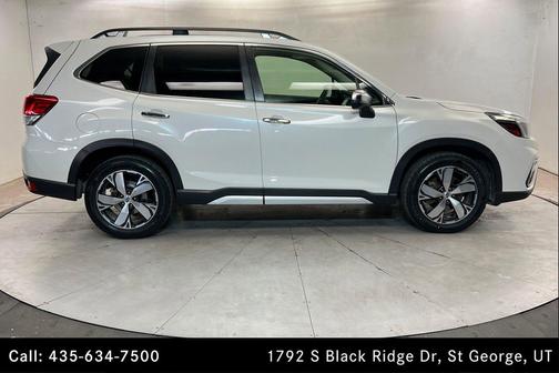Crystal White Pearl 2019 Subaru Forester Touring