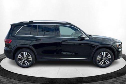 2026 Mercedes-Benz GLB 250 4MATIC