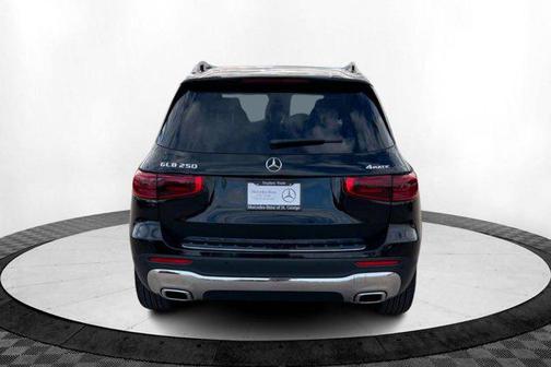 2026 Mercedes-Benz GLB 250 4MATIC