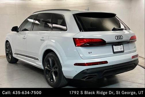 Glacier White Metallic 2026 Audi Q7 55 Premium Plus