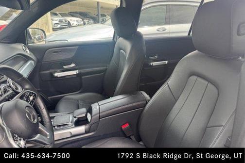 Mountain Grey Metallic 2022 Mercedes-Benz GLB 250 4MATIC