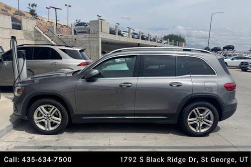 Mountain Grey Metallic 2022 Mercedes-Benz GLB 250 4MATIC
