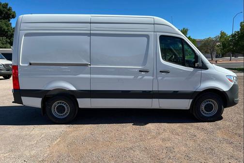 Arctic White 2026 Mercedes-Benz Sprinter 2500 High Roof