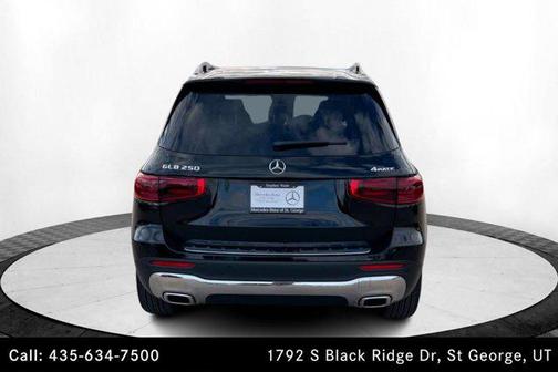 Night Black 2026 Mercedes-Benz GLB 250 4MATIC