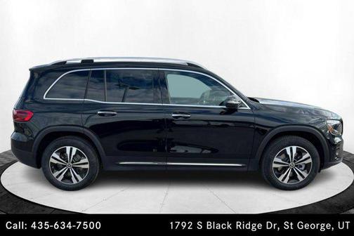 Night Black 2026 Mercedes-Benz GLB 250 4MATIC