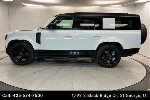 Fuji White 2025 Land Rover Defender 130 P400 X-Dynamic SE