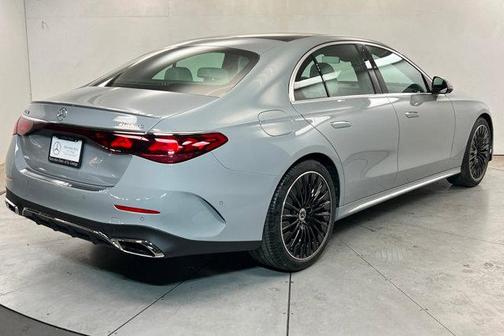 MANUFAKTUR Alpine Grey 2026 Mercedes-Benz E-Class E 350