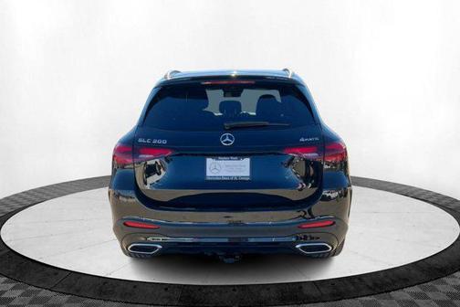 2026 Mercedes-Benz GLC 300 4MATIC